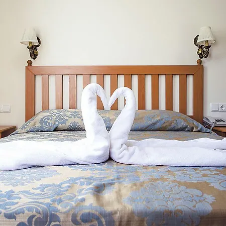 Ave Maria 2* Σελτσούκ