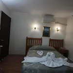 Hotel Ave Maria