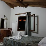 Ave Maria Hotel 2*