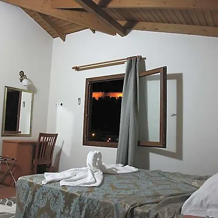 Ave Maria Hotel