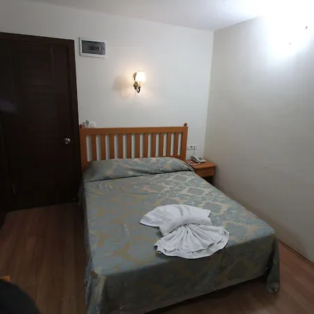 Ave Maria Szálloda 2*