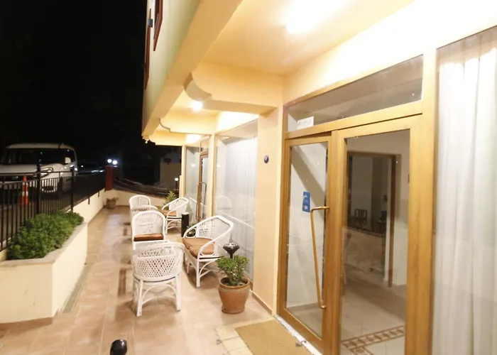 מלון Ave Maria 2*