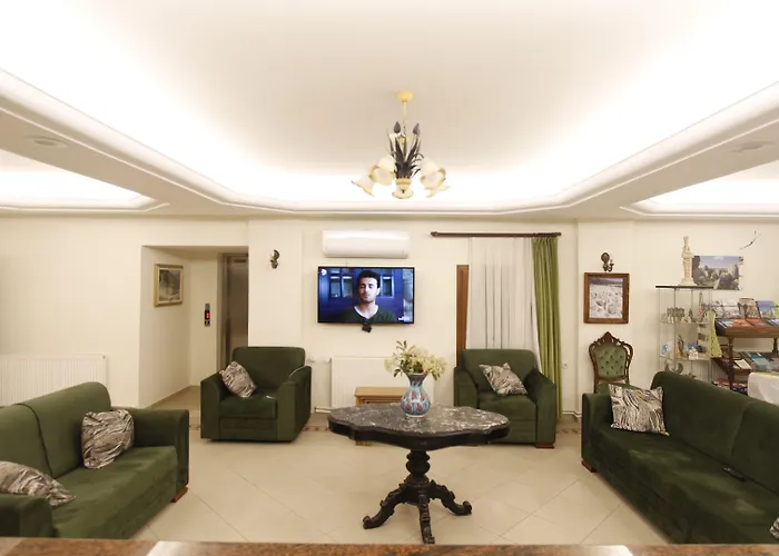 Ave Maria מלון 2*