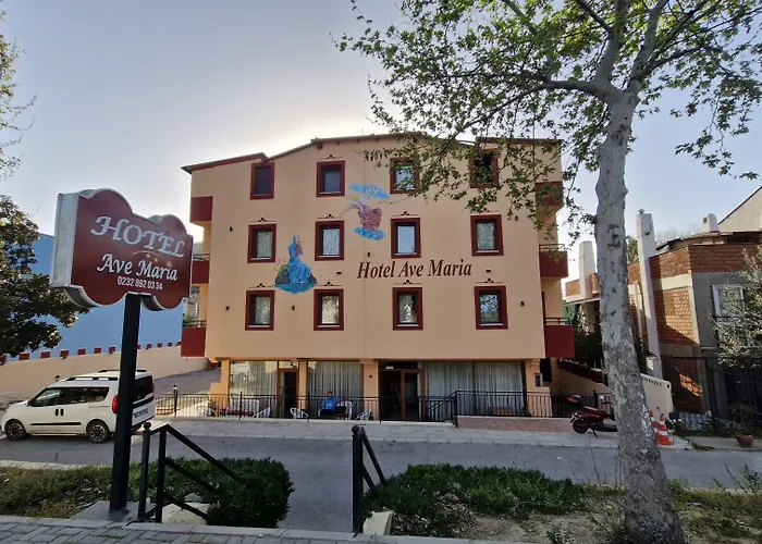 Ave Maria מלון